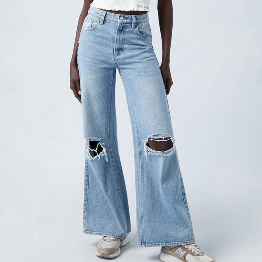 PacSun Nora Light Indigo Ripped Wide Leg Jeans (28)